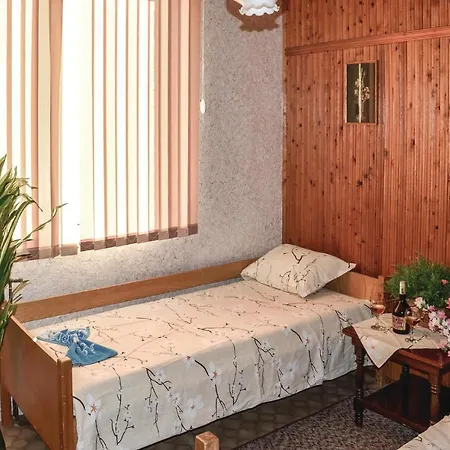 Three-bedroom In Tsarevo